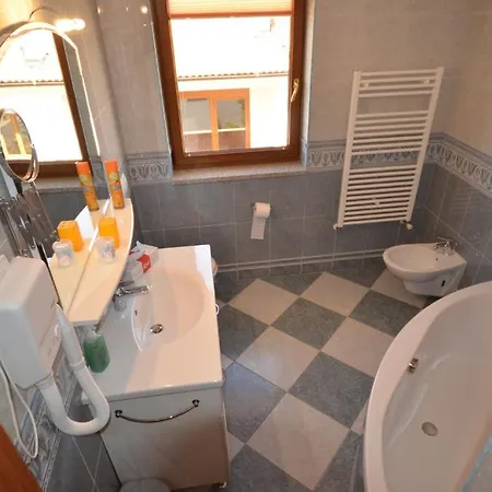 Ana Wellness רוביני