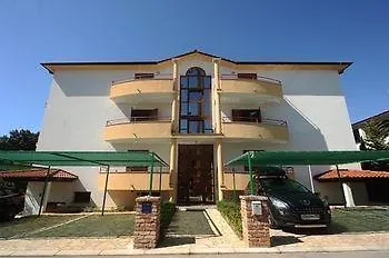 安娜健身公寓酒店 * 罗维尼