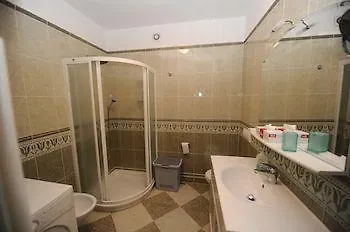 安娜健身公寓酒店 * 罗维尼