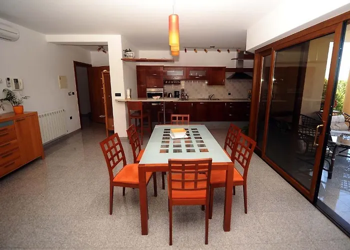 Ana Wellness Apartman *