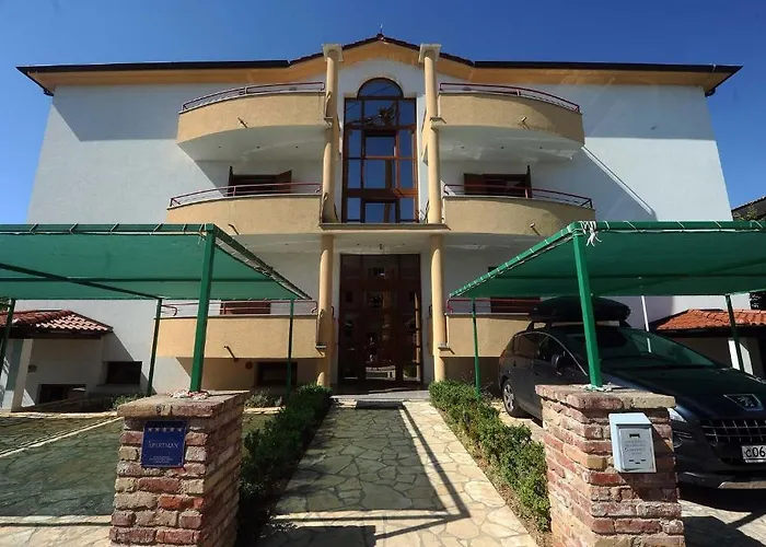 Ana Wellness Apartman *